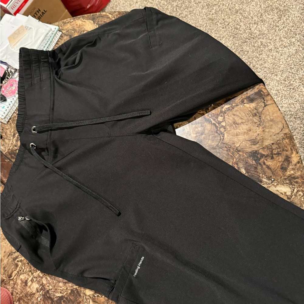 HH works Rhea jogger scrub pants, Black, size petite Large